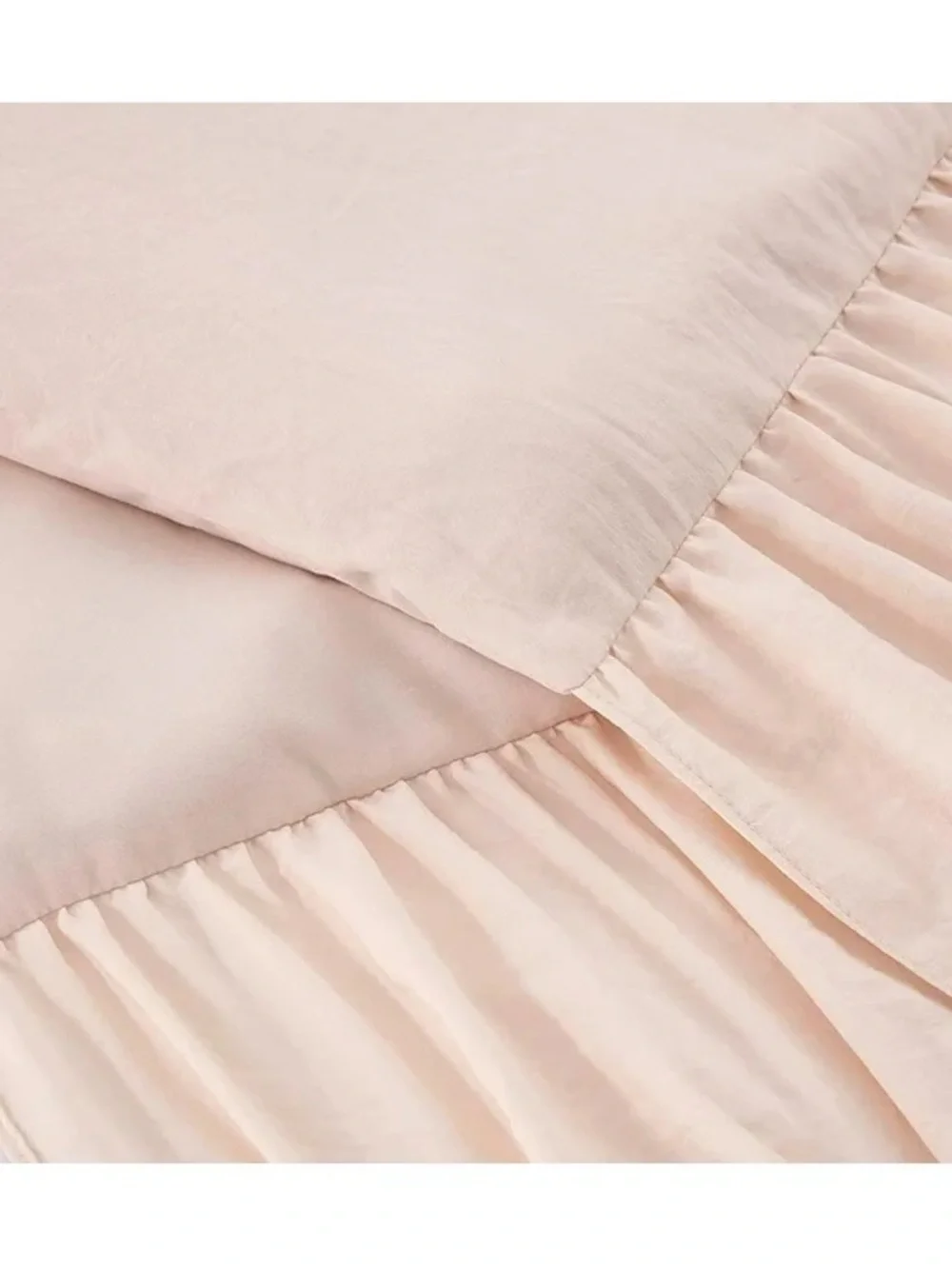Classic Ruffled 3 piece Queen pink Comforter Set - Blush Pink